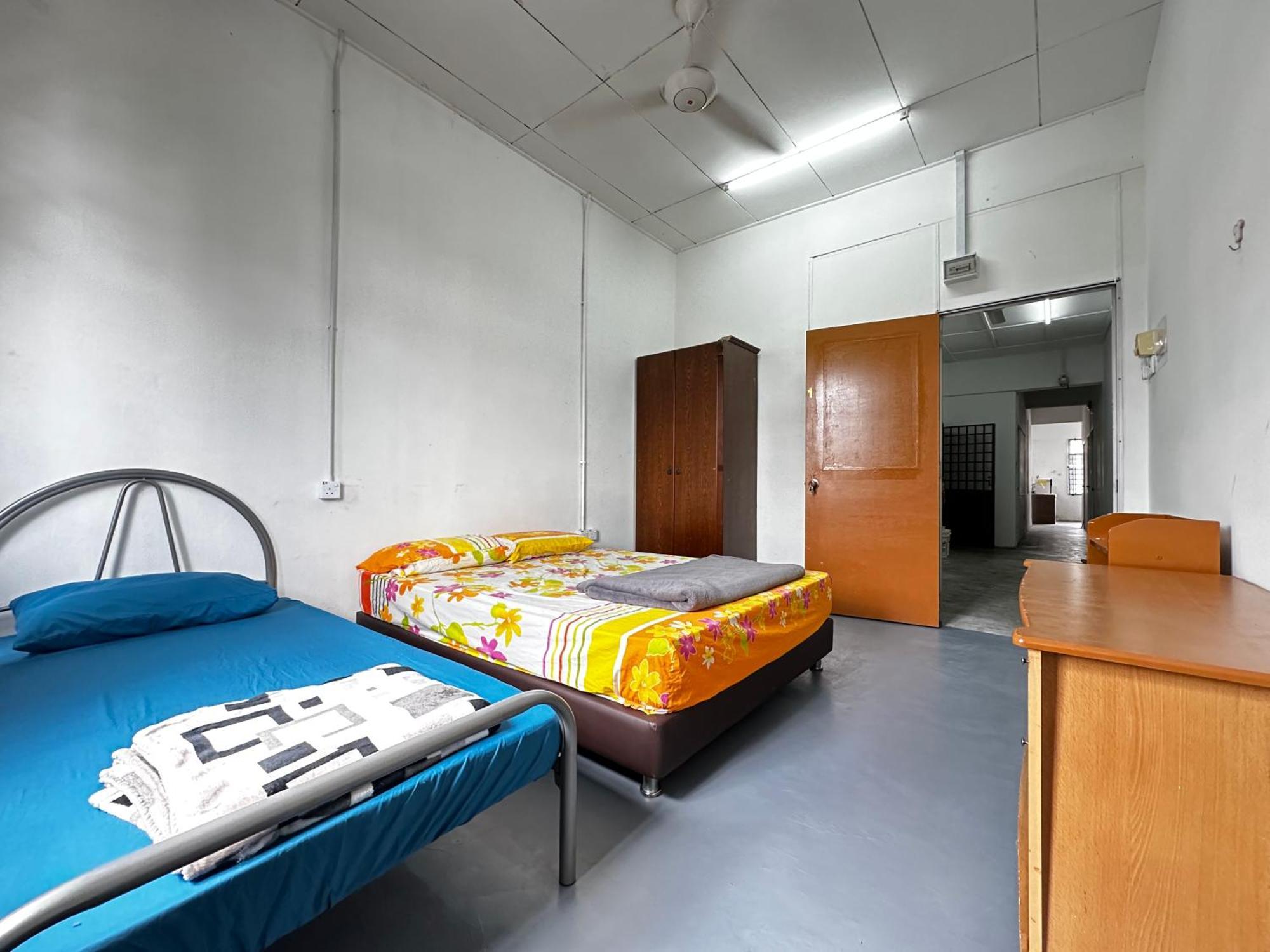 Jiaxin Dormitory - Puteri Wangsa 家馨旅舍 Ulu Tiram Dış mekan fotoğraf