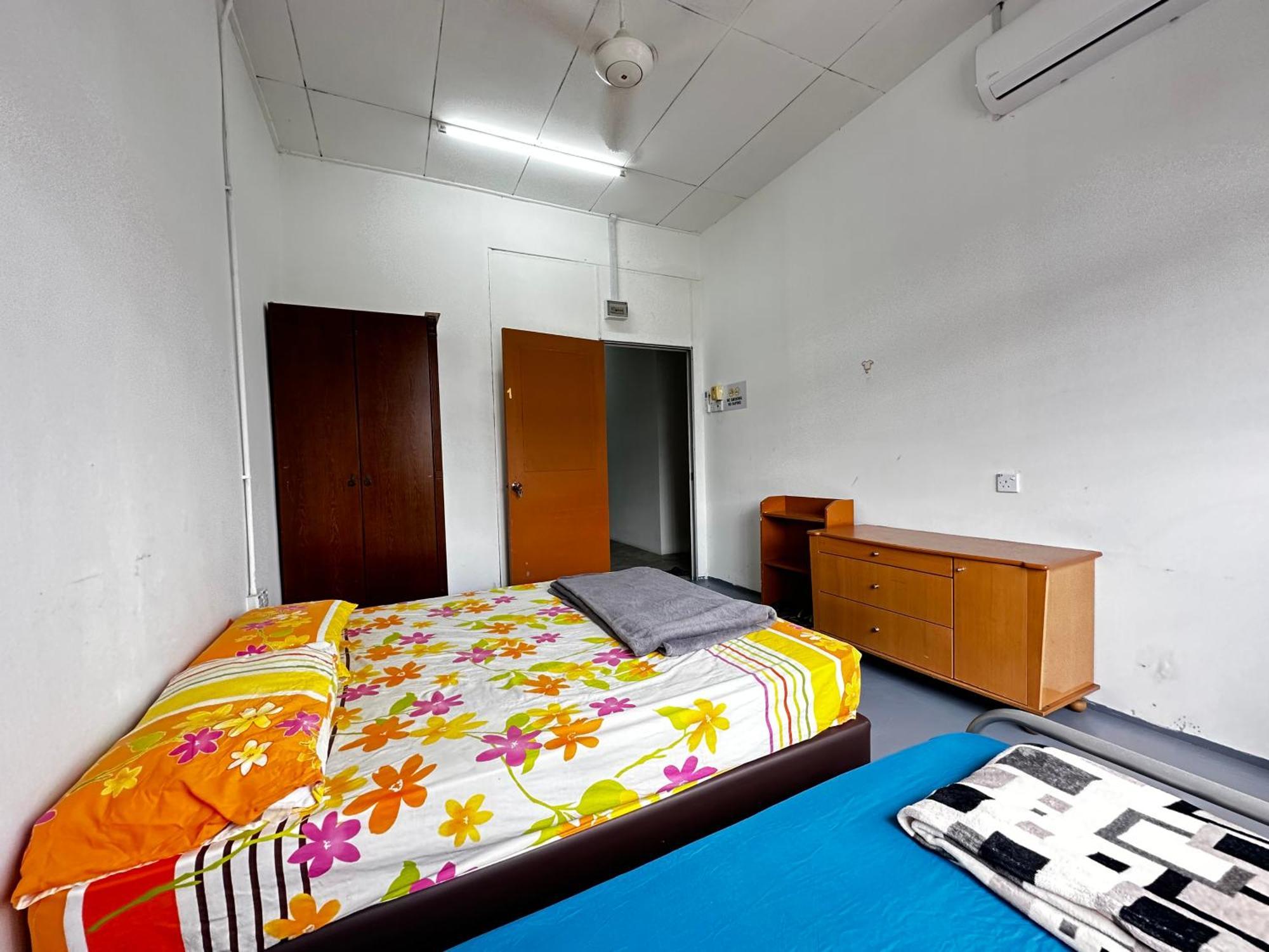 Jiaxin Dormitory - Puteri Wangsa 家馨旅舍 Ulu Tiram Dış mekan fotoğraf
