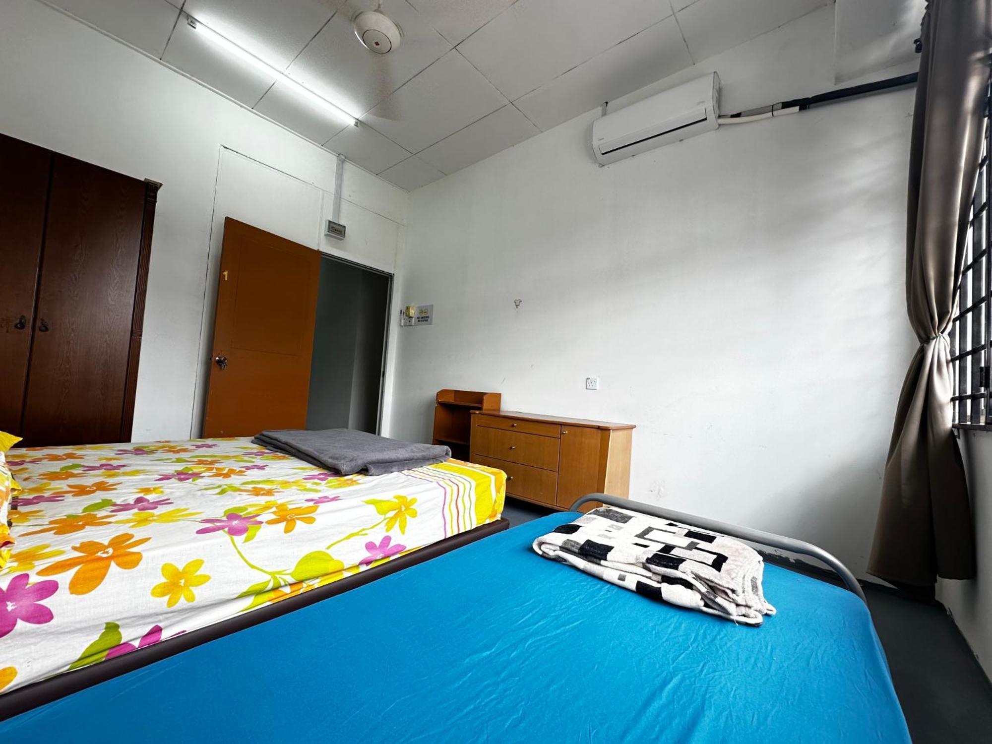 Jiaxin Dormitory - Puteri Wangsa 家馨旅舍 Ulu Tiram Dış mekan fotoğraf